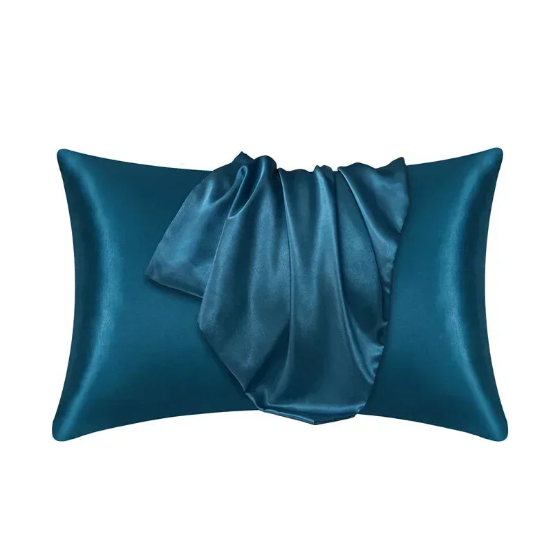 Taie d'oreiller en soie de mûrier coloris bleu pétrole intense, brillance et douceur KAÏMINA.